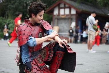 明星家族mike,星光熠熠的明星家族故事