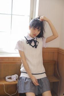 美女瘦长腿穿丝袜的图片,美女风采尽显