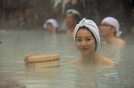 日本泡温泉混浴,传统混浴文化的独特魅力