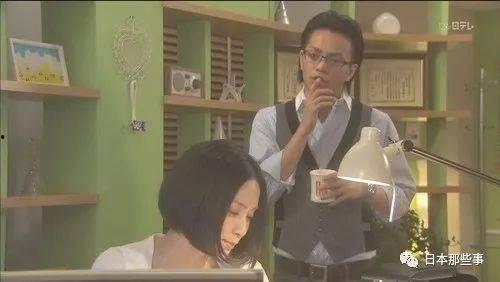 吸毒av,揭开毒品危害的黑暗面