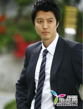 韩国明星李东健